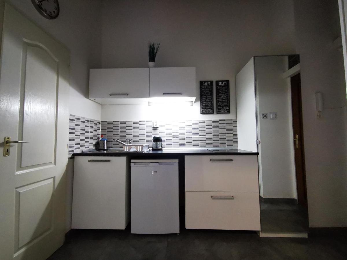 Ferienwohnung Kst Apartman Budapest Exterior foto